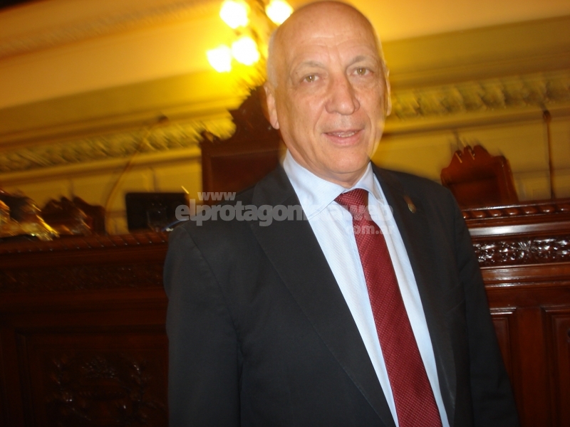 Para Bonfatti, “la seguridad privada debe ser controlada por el Estado”