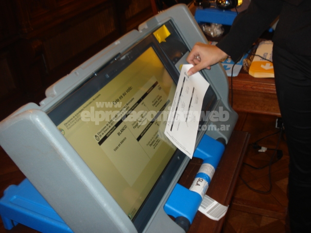 Se analiza, por impulso de Capitani, el Sistema de Voto Electrónico en el Senado