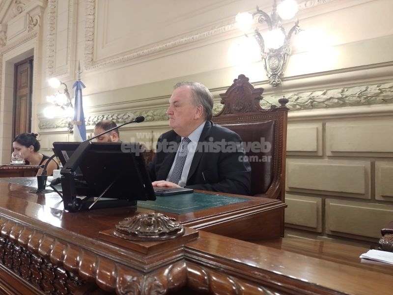 El Senado Santafesino, presidido por Felipe Michlig, en sesión especial, modificó el Código Procesal Penal en 48 artículos de los 460