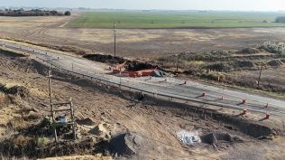 di-gregrorio-se-reanudo-la-obra-del-canal-de-vinculacion-laguna-agataura-e-internlagunar-el-hinojo