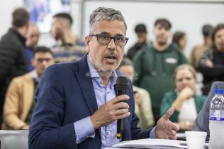 La Convención puso en debate la autonomía municipal: ¿quién decide el futuro de cada ciudad?