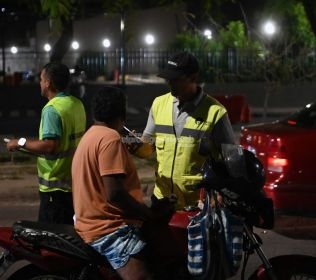 En Santa Fe, los infractores podrán saldar hasta el 80% de sus multas con bienes o servicios para la ciudad