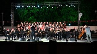 Santa Fe “Canta la Navidad” frente a Casa de Gobierno