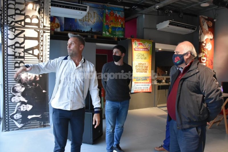 Lifschitz y Garibaldi visitaron en barrio Centenario el flamante Centro Cultural MABA