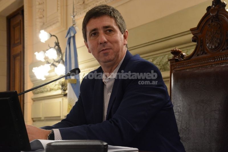 Para Rubén Pirola, “resulta imprescindible contar con una nueva Ley de Transporte Automotor de Pasajeros”