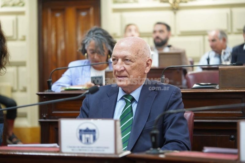Bonfatti presentó un proyecto para regular la actividad de los ''feed lot''