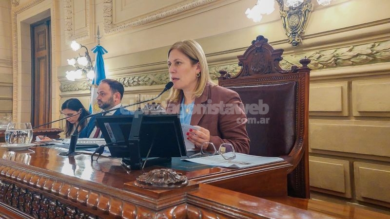 El Senado Santafesino sancionó 4 Proyectos de Ley con media sanción bajo la presidencia de Gisela Scaglia