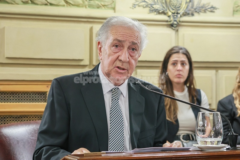 La reforma constitucional propuesta pretende modificar y modernizar 42 artículos de la Carta Magna provincial