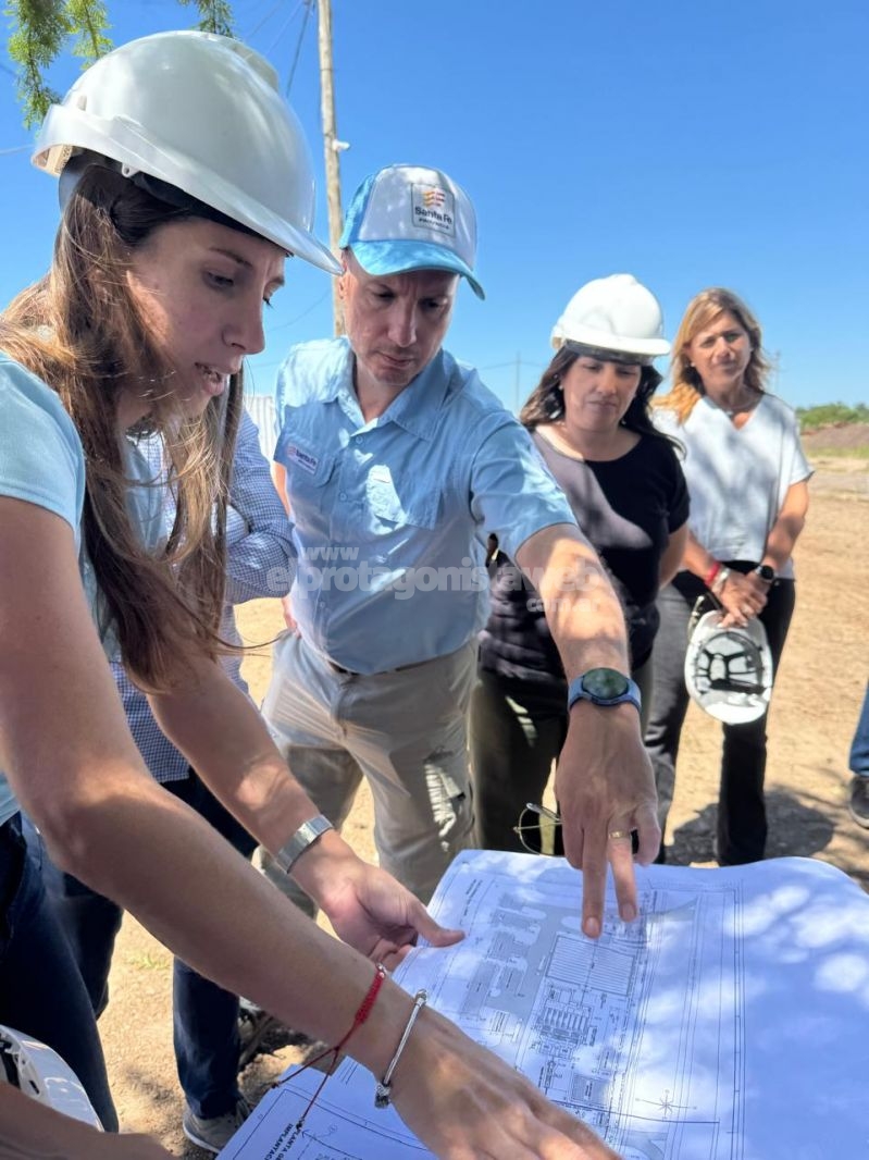 El Ministro Enrico dio detalles del avance de los acueductos provinciales