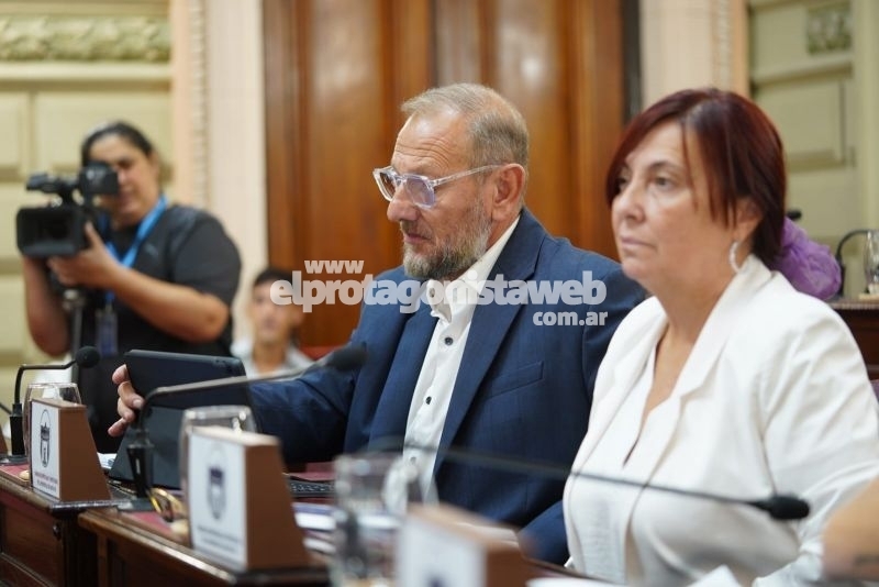 Celia Arena impulsa la “Ley EMA”: Santa Fe busca prevenir la violencia digital en las escuelas