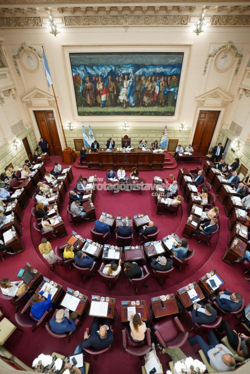 El Poder Ejecutivo amplió el temario de las sesiones extraordinarias en la Legislatura